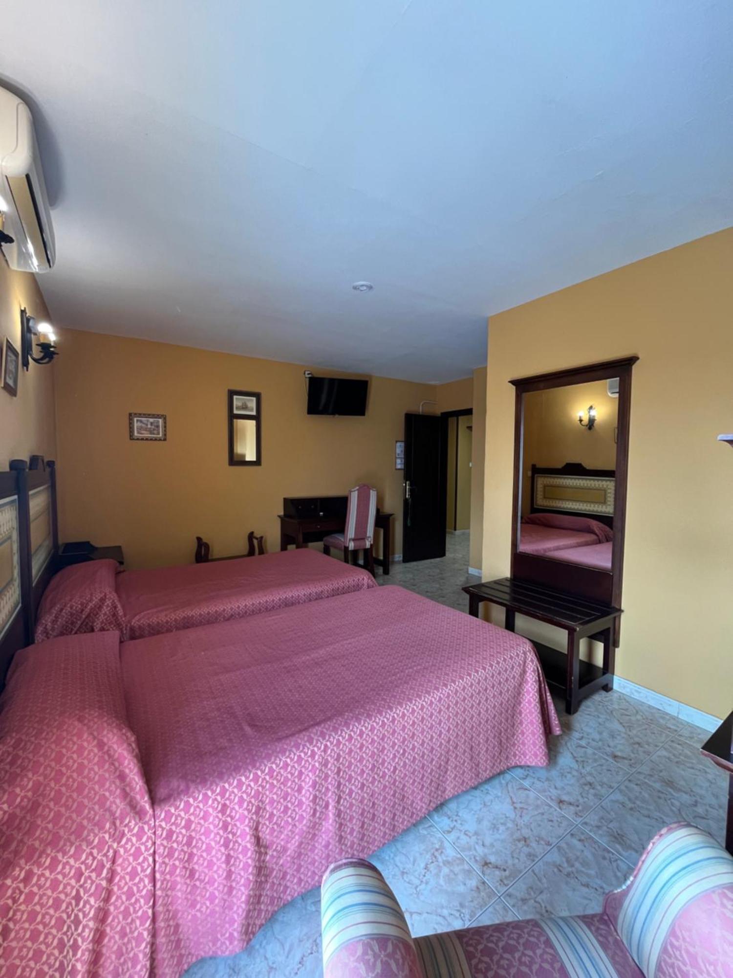 Hotel La Barca Lepe Ngoại thất bức ảnh